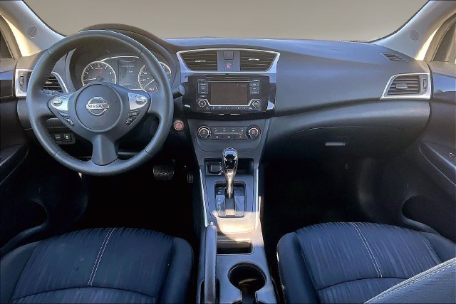 Used 2016 Nissan Sentra SV w/ Style Package FWD image 7