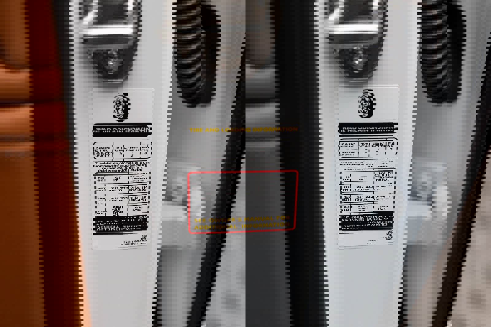 Used 2023 Bentley Flying Spur W12 image 33