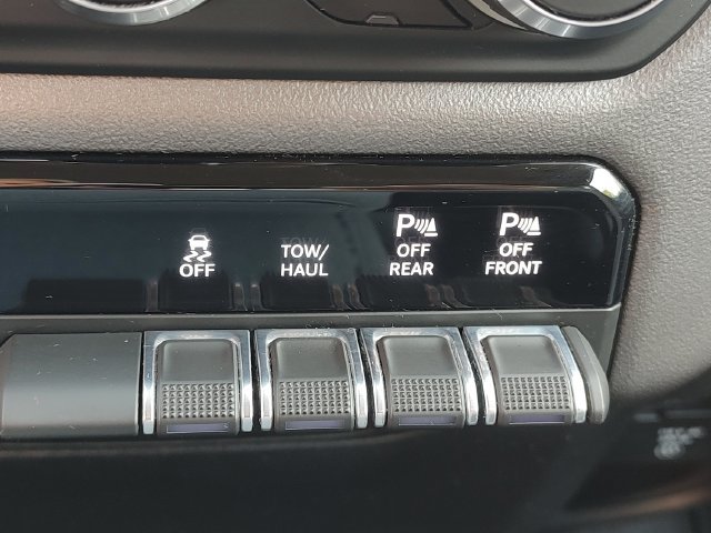 Used 2020 RAM 1500 Big Horn AWD/4WD image 17