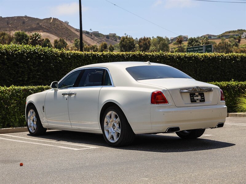 Used 2012 Rolls-Royce Ghost Extended Wheelbase RWD image 5