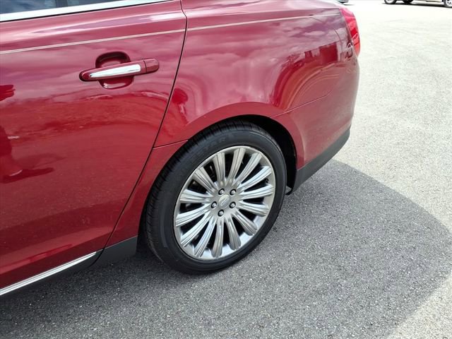 Used 2013 Lincoln MKS AWD image 5