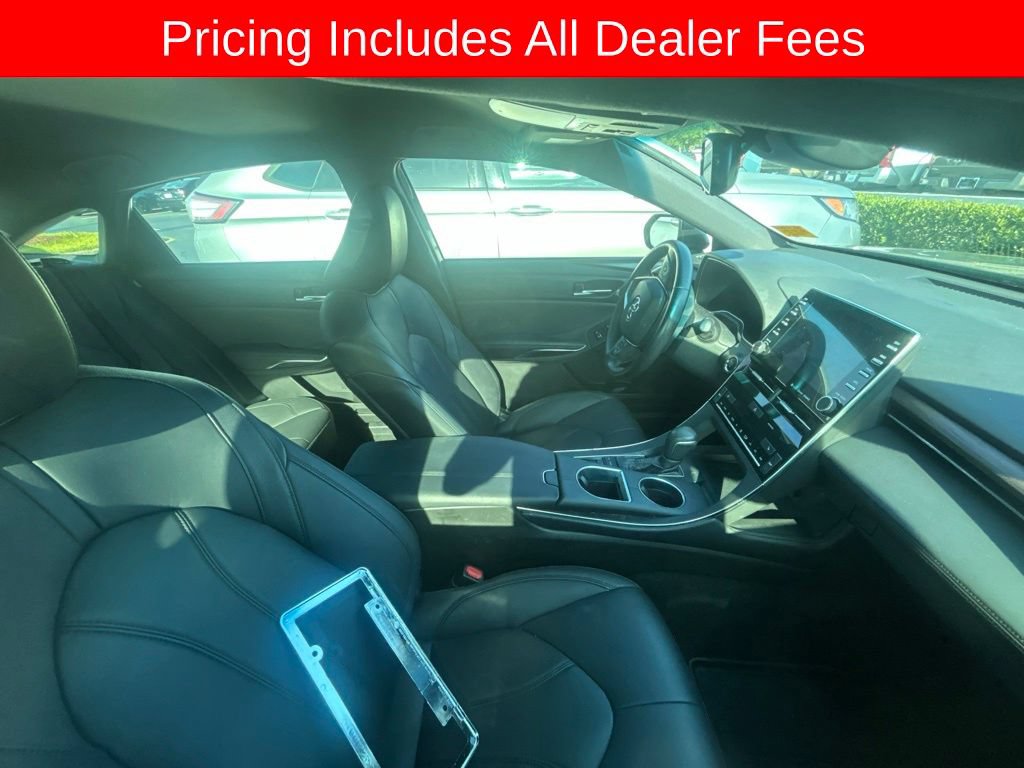Used 2020 Toyota Avalon XLE FWD image 3