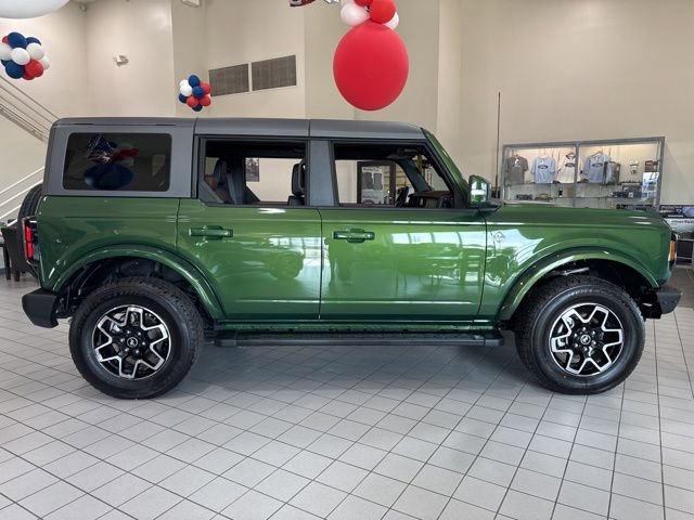 Used 2024 Ford Bronco Outer Banks AWD/4WD image 4