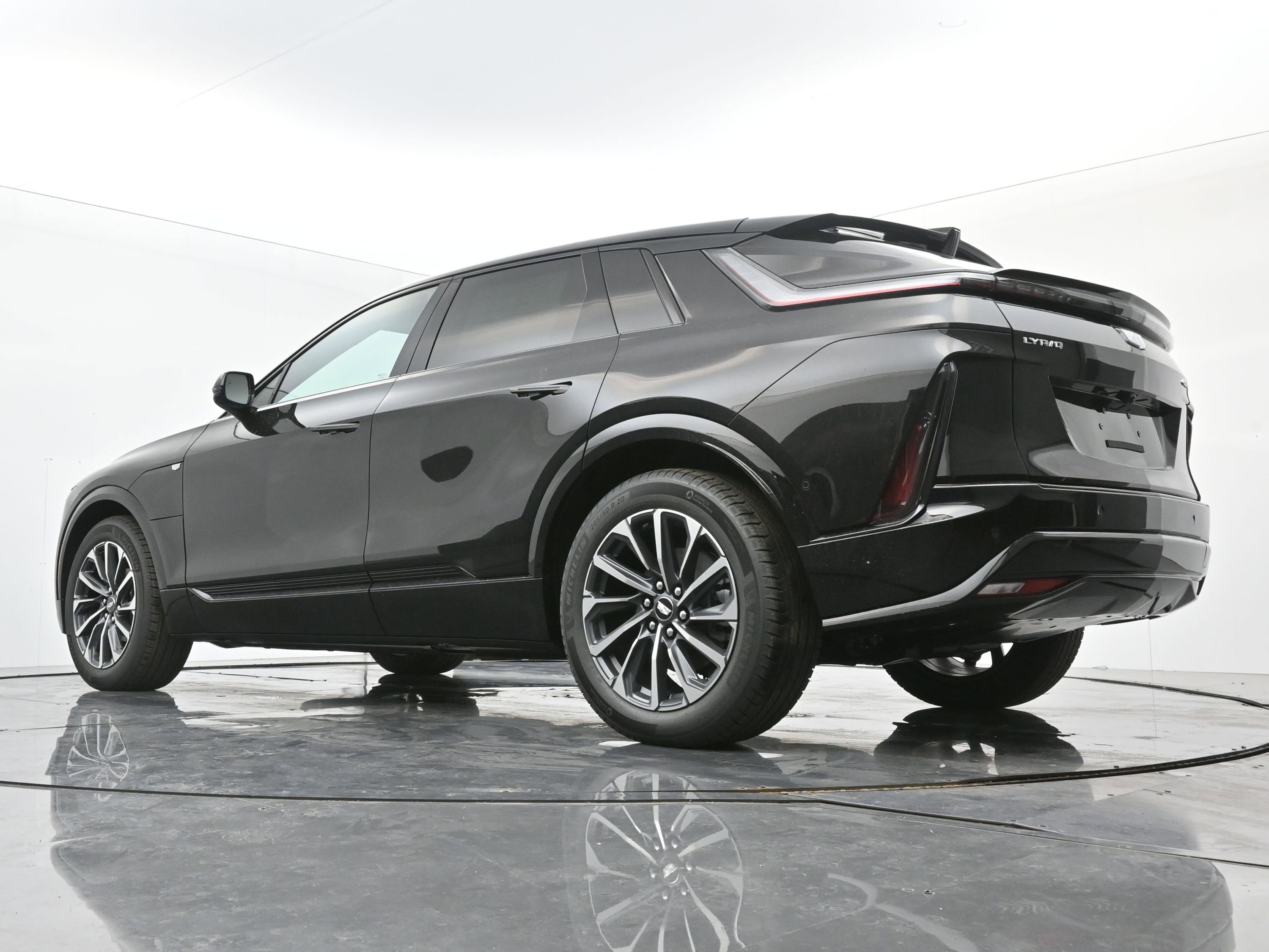 New 2025 Cadillac Lyriq Sport image 17