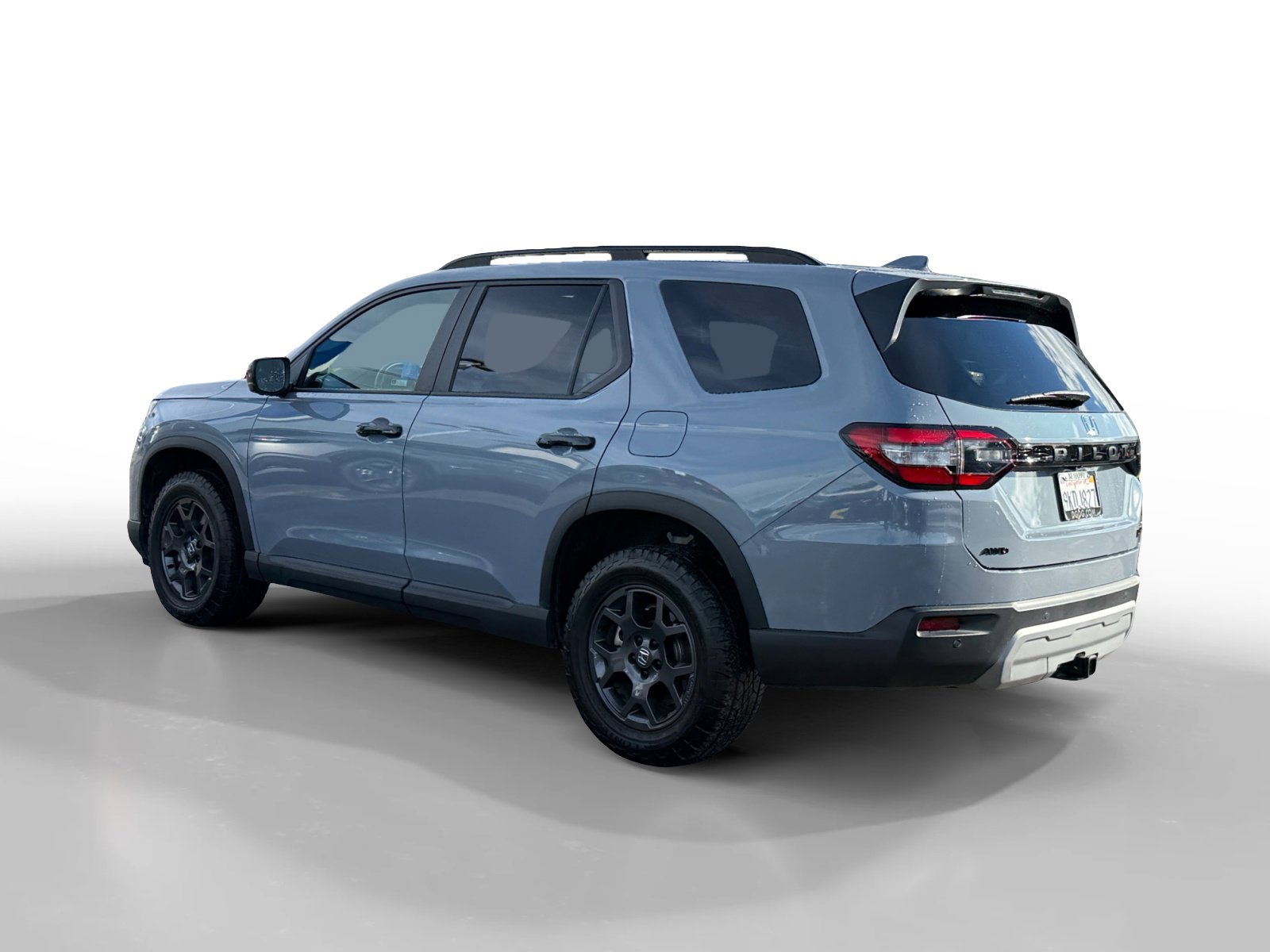 Used 2024 Honda Pilot TrailSport image 3