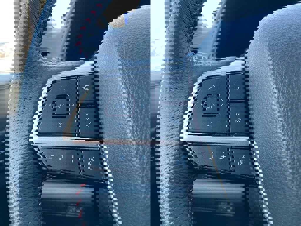 Certified 2025 Toyota Sienna XSE image 16