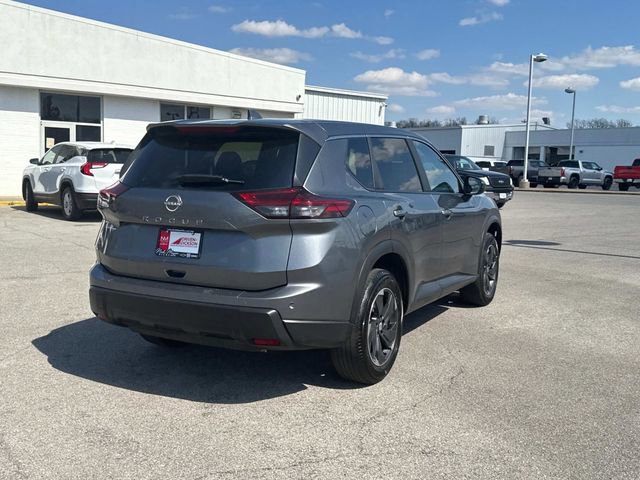 Used 2025 Nissan Rogue SV FWD image 4