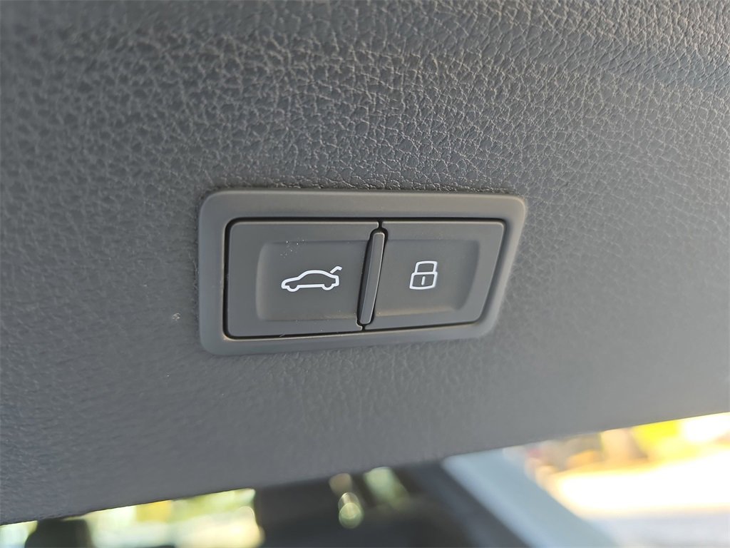 Certified 2023 Audi SQ5 Premium Plus w/ Premium Plus Package image 27