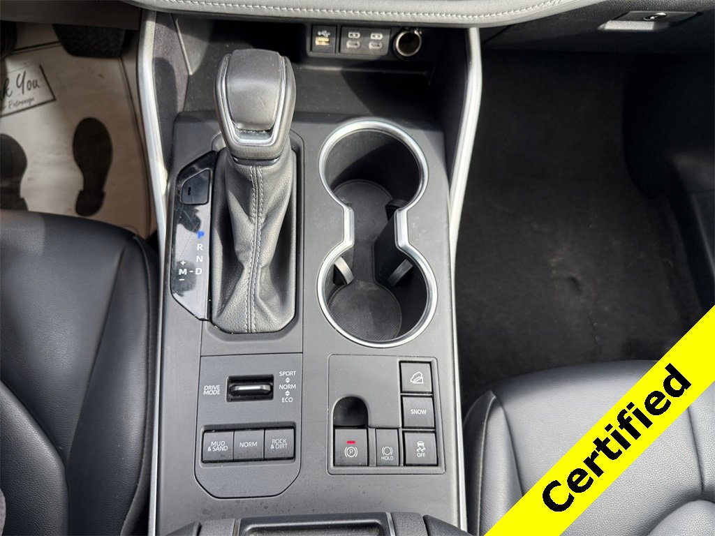 Used 2024 Toyota Highlander XLE image 28