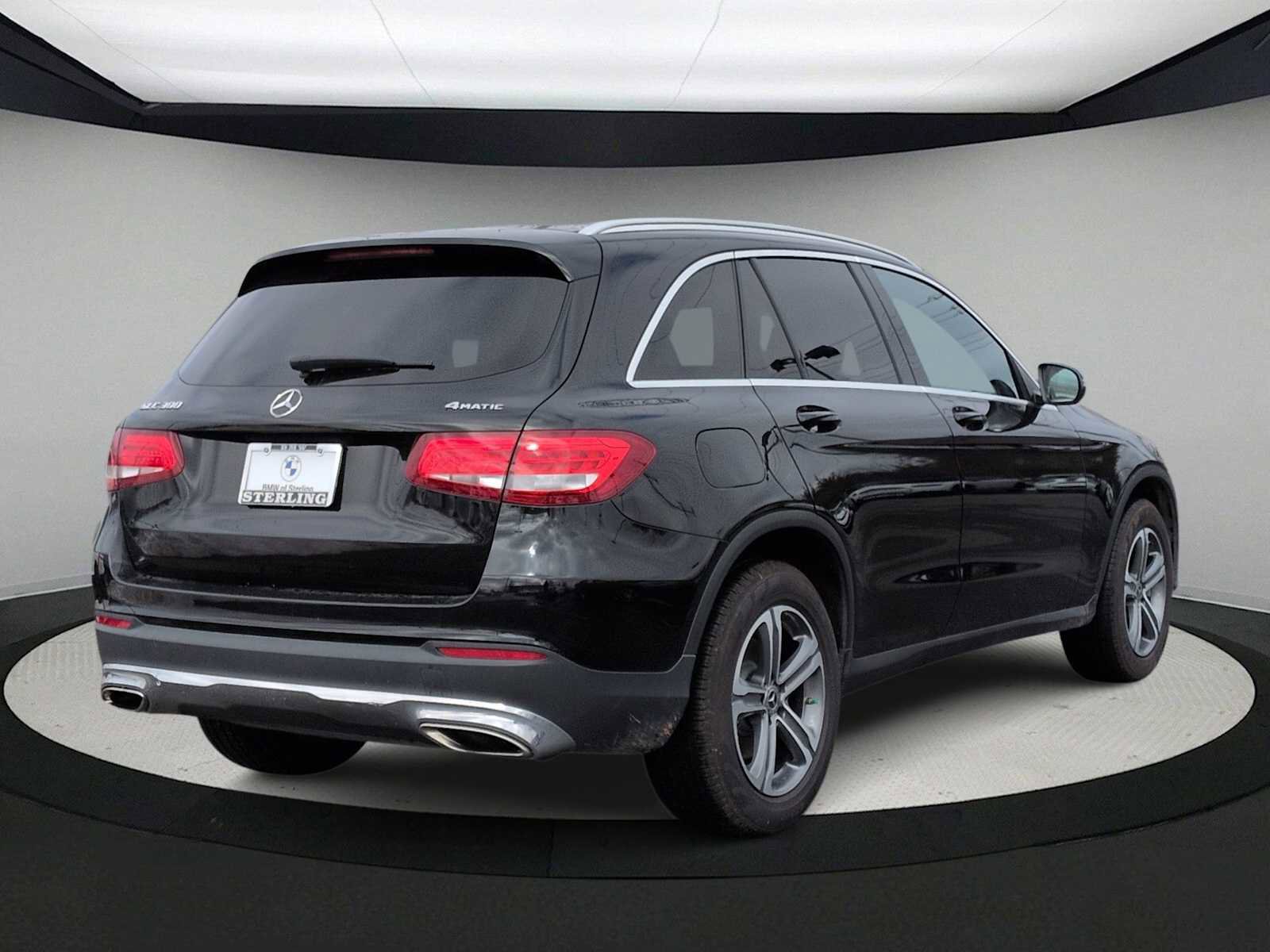 Used 2019 Mercedes-Benz GLC 300 4MATIC image 8
