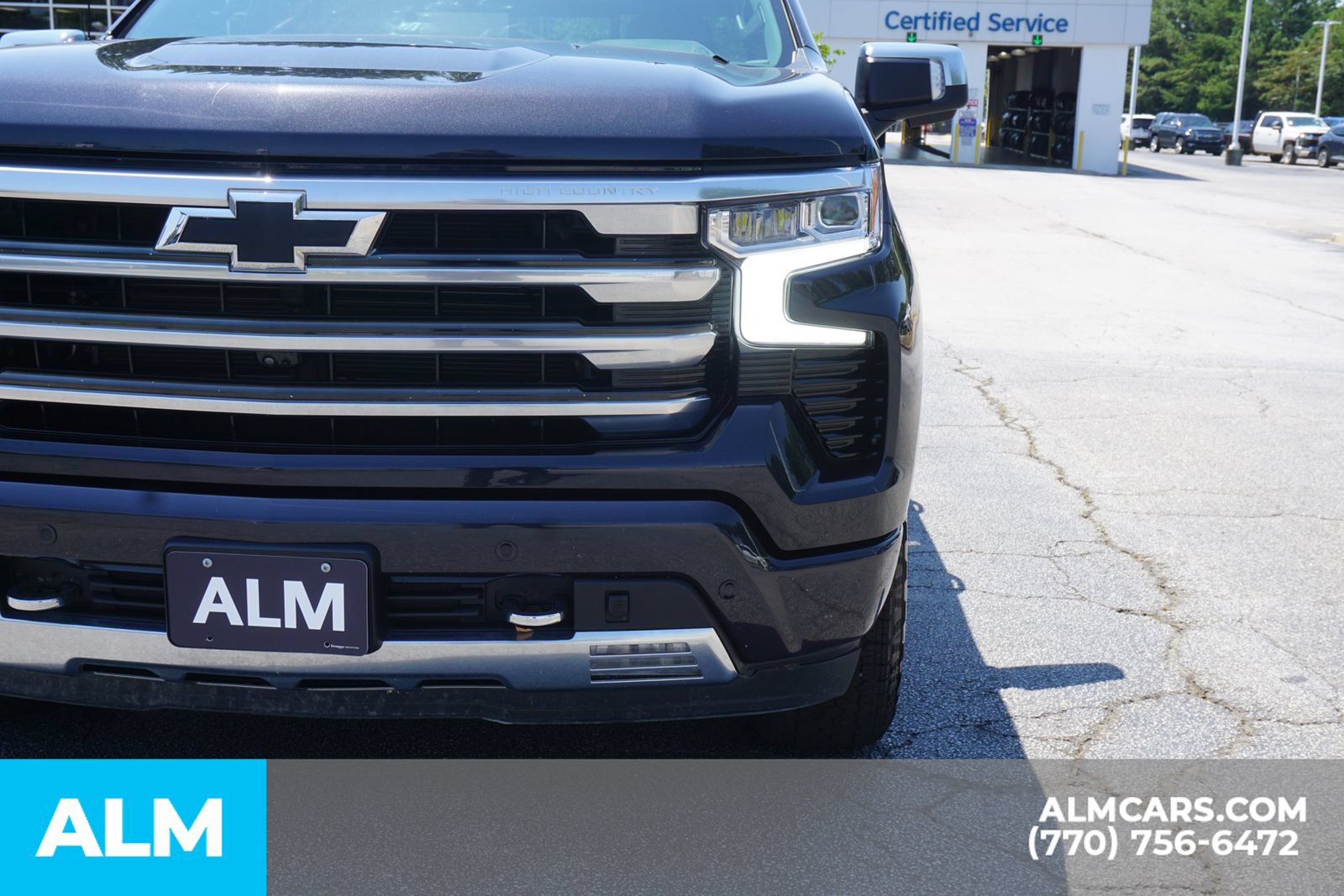 Used 2023 Chevrolet Silverado 1500 High Country w/ High Country Premium Package AWD/4WD image 18
