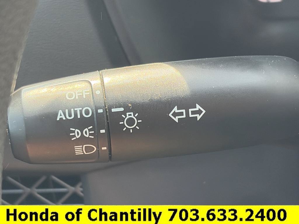 Certified 2023 Honda Accord EX image 9
