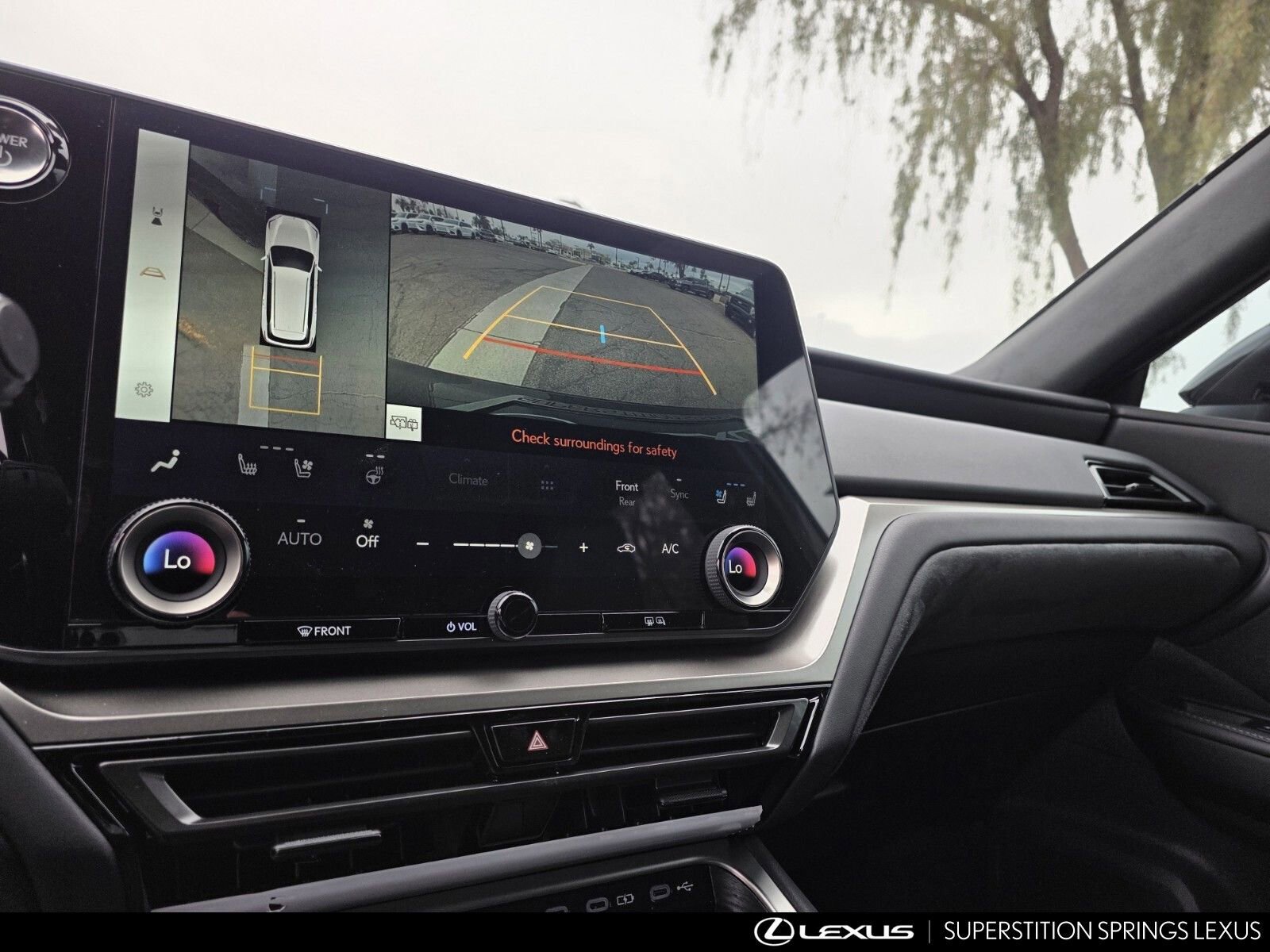New 2026 Lexus TX 500h AWD image 18