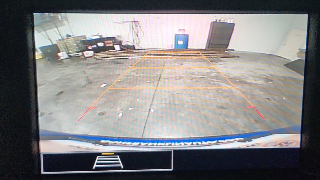 Used 2024 GMC Terrain SLE image 21