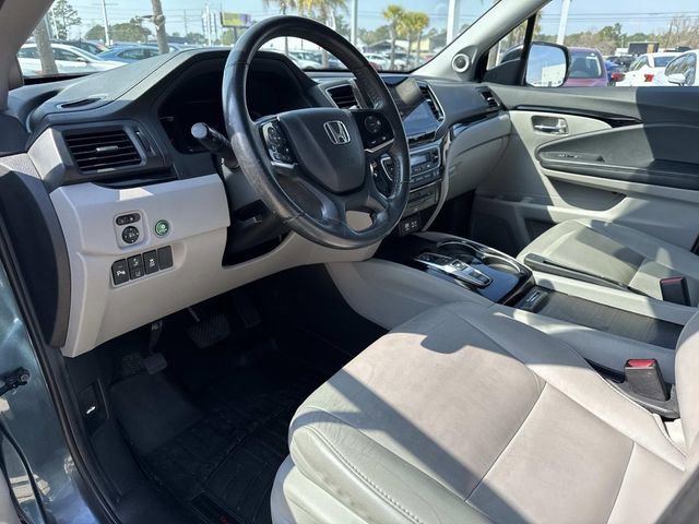 Used 2021 Honda Pilot Touring image 10