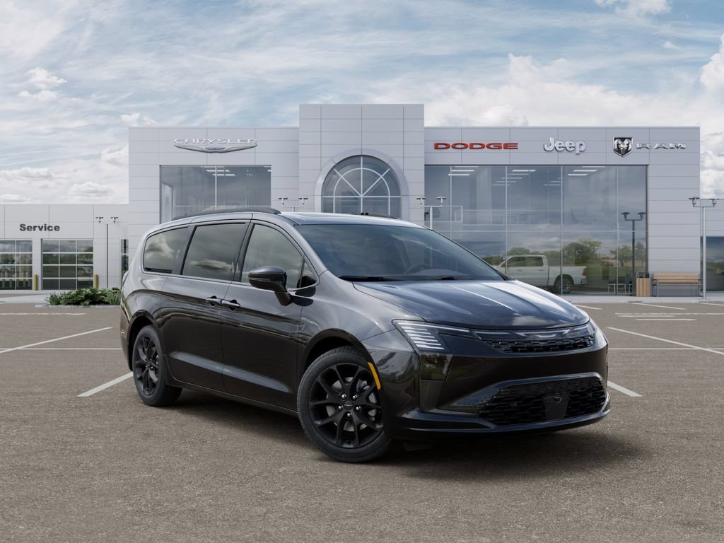 New 2027 Chrysler Pacifica Limited w/ S Appearance Package AWD/4WD image 5
