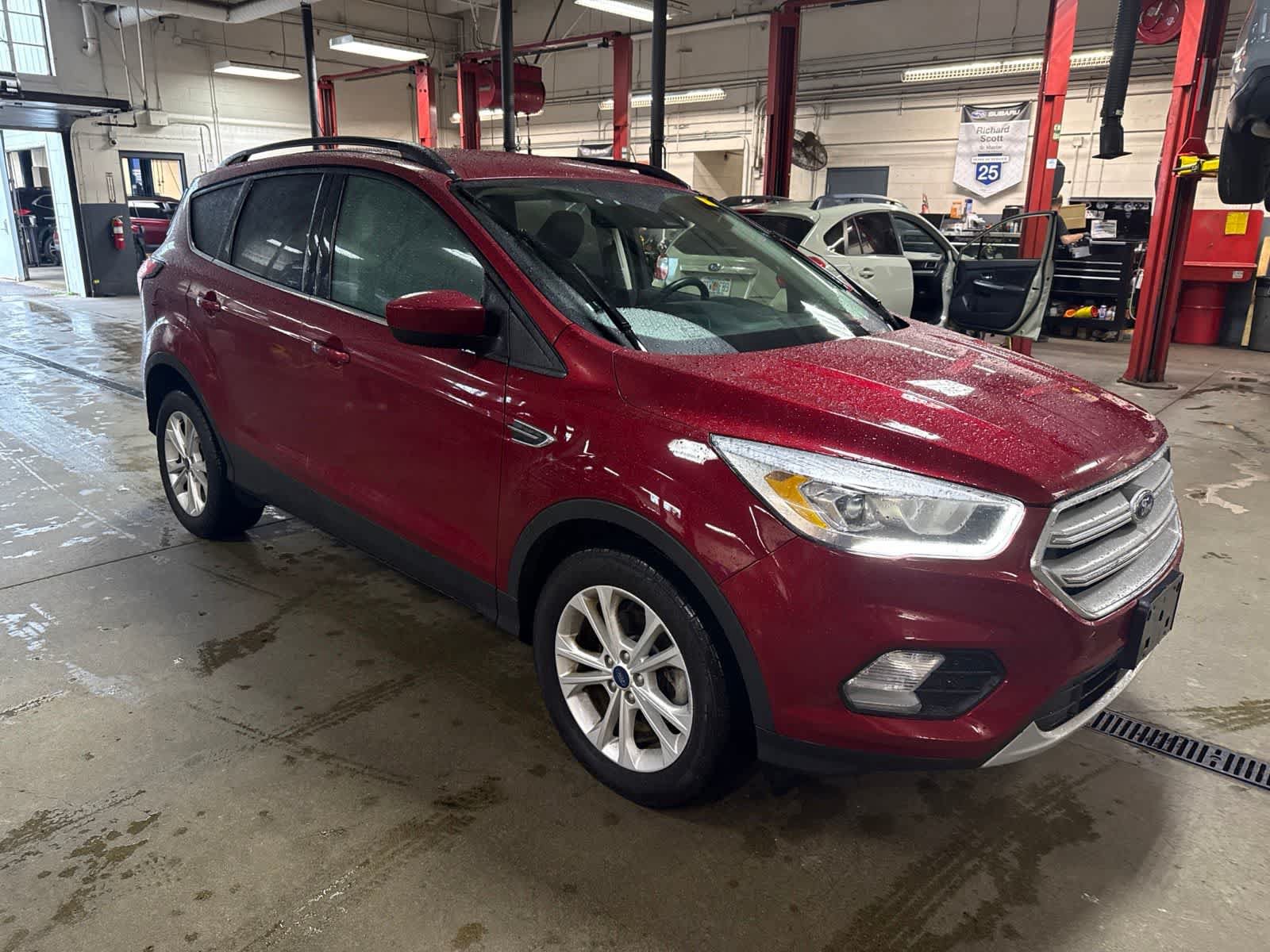 Used 2019 Ford Escape SEL FWD image 4