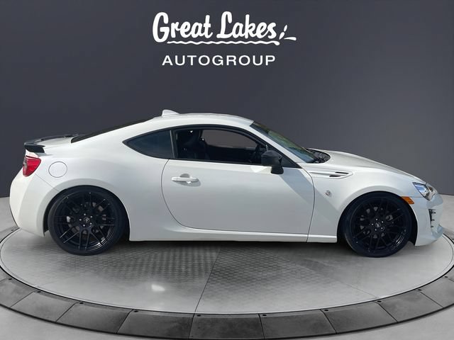 Used 2018 Toyota 86 RWD image 6