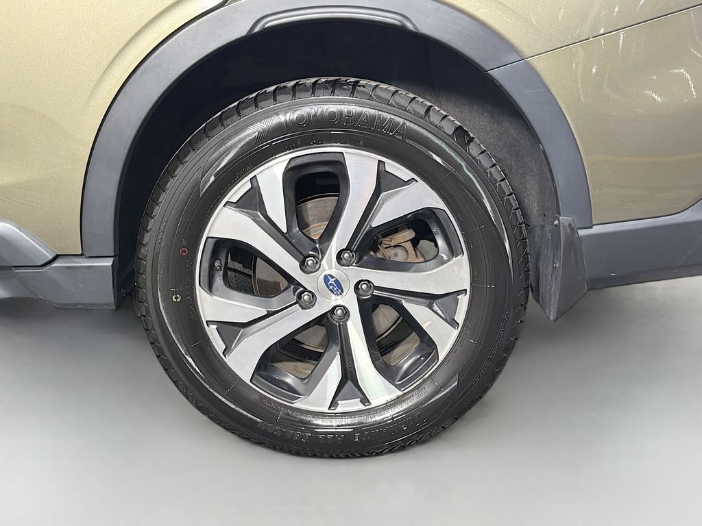 Used 2022 Subaru Outback Limited XT w/ Popular Package #2 AWD/4WD image 33