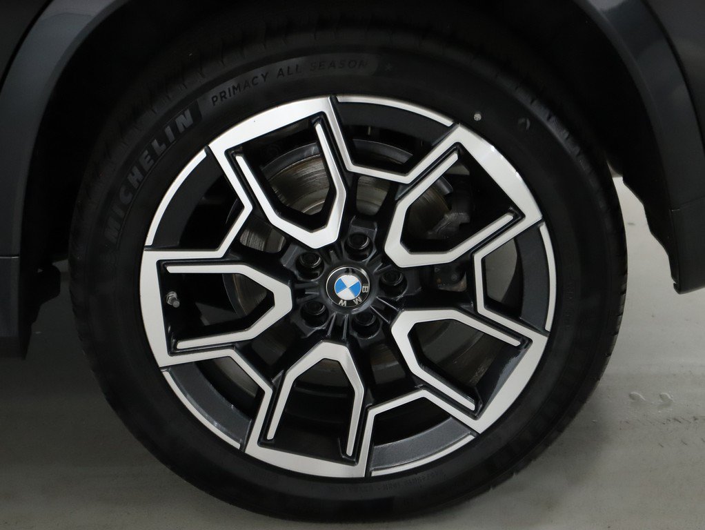 Used 2026 BMW X1 xDrive28i w/ Technology Package AWD/4WD image 47