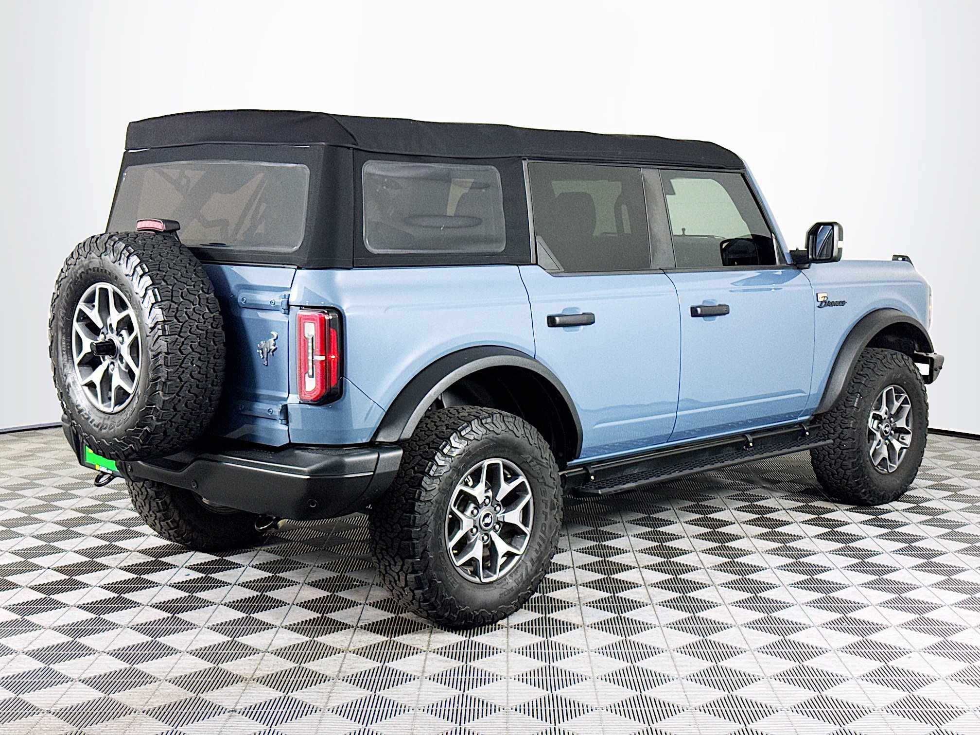 Used 2023 Ford Bronco Badlands AWD/4WD image 8