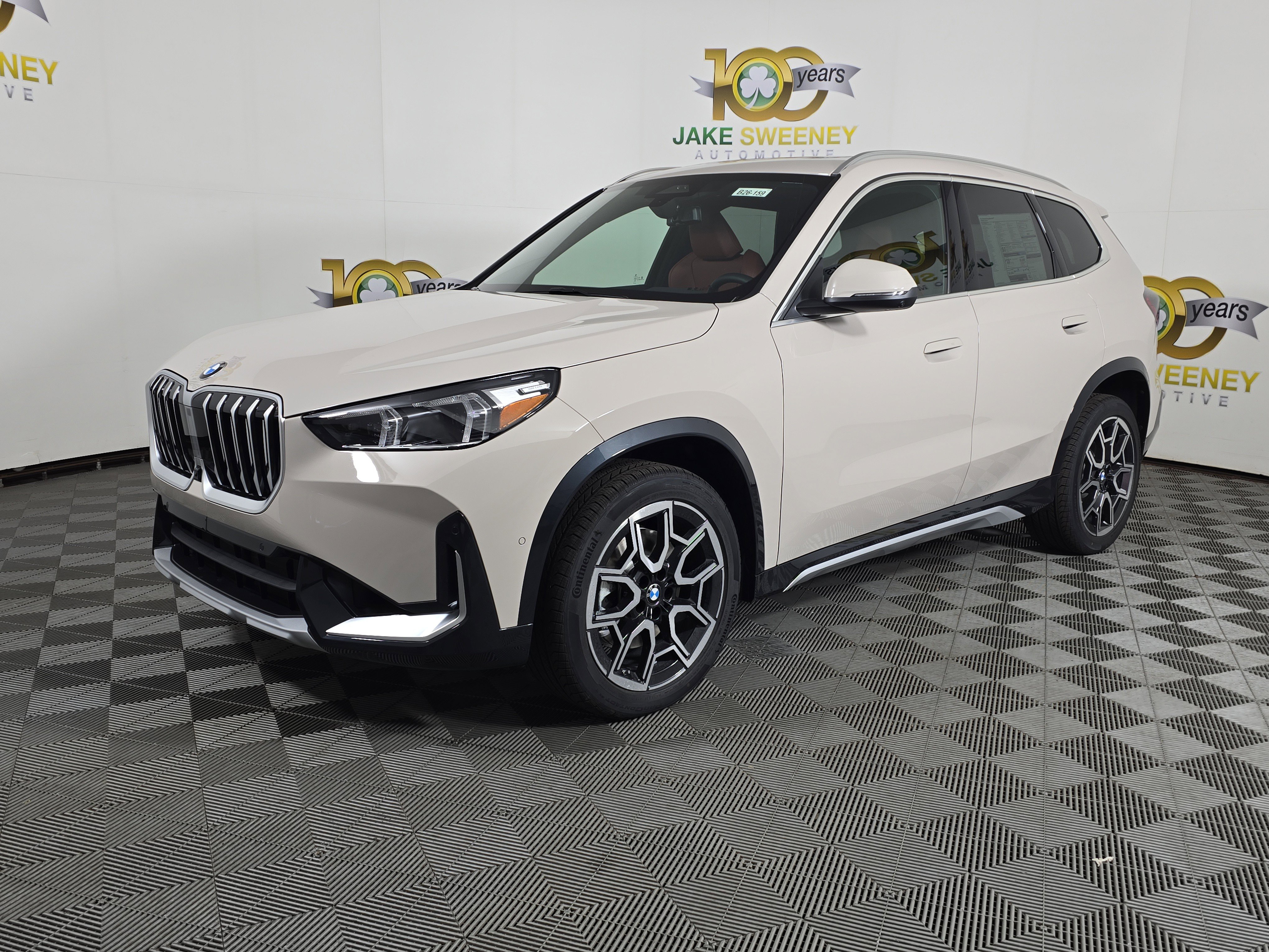 New 2026 BMW X1 xDrive28i w/ Technology Package image 3