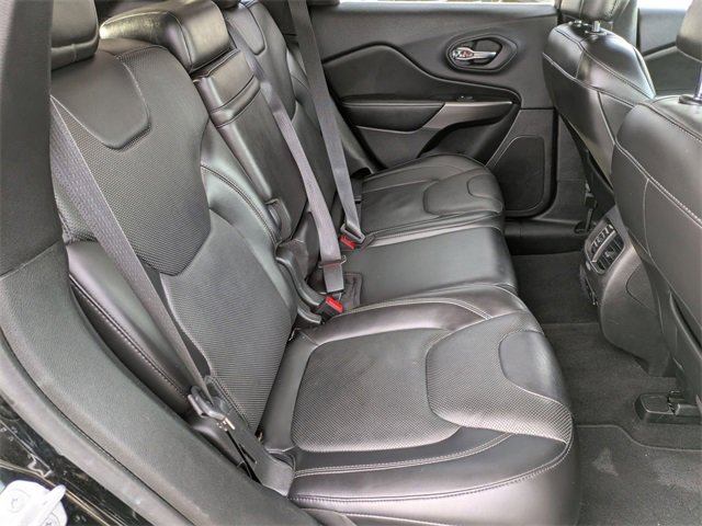 Certified 2019 Jeep Cherokee Limited w/ Luxury Group image 29