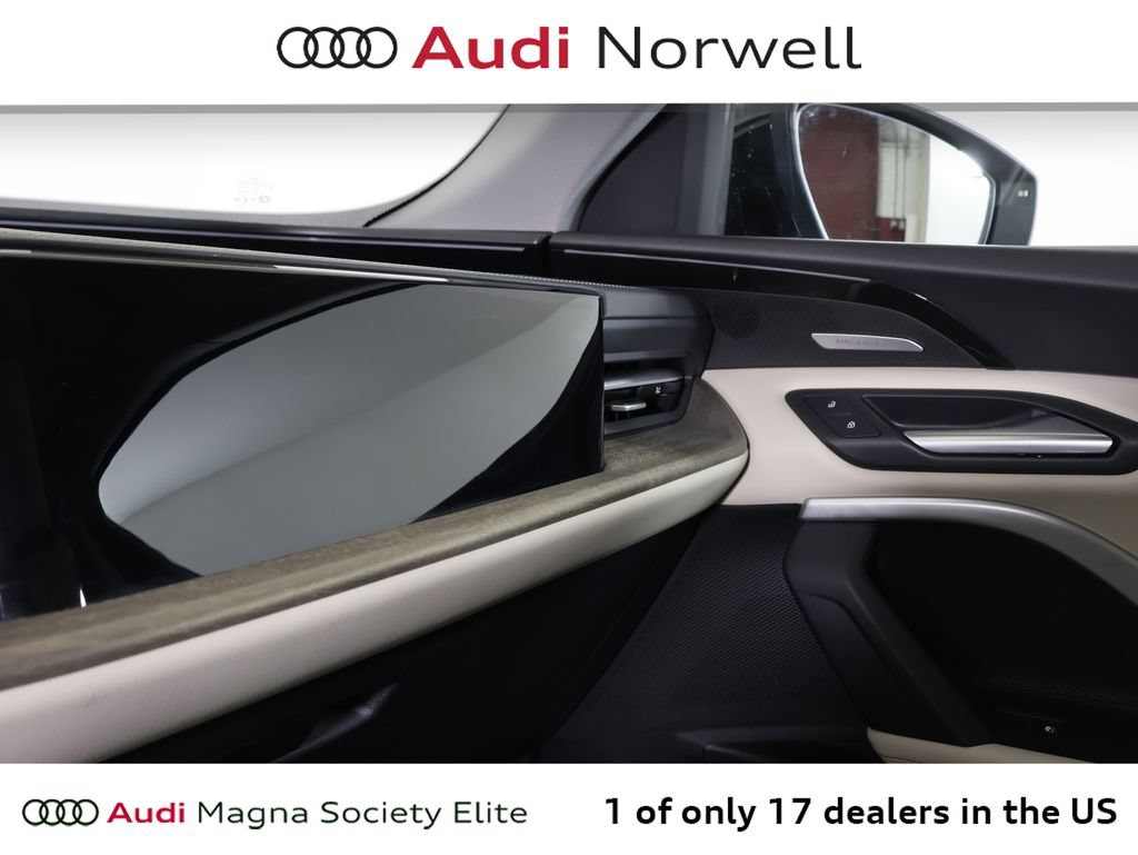 Used 2025 Audi Q5 Premium AWD/4WD image 8