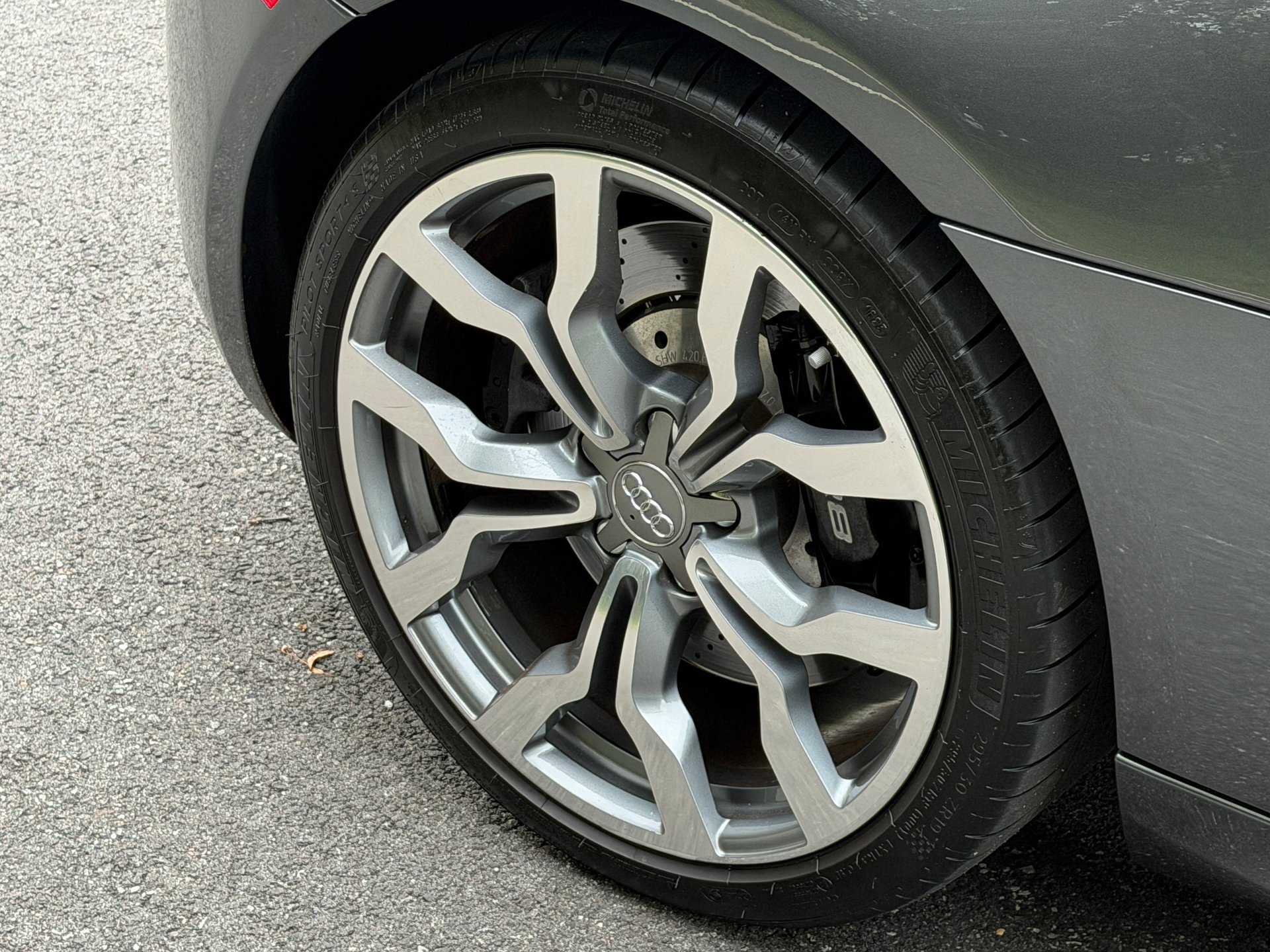 Used 2011 Audi R8 V10 AWD/4WD image 15