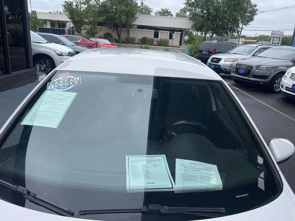 Used 2014 Volkswagen GTI Wolfsburg Edition image 24