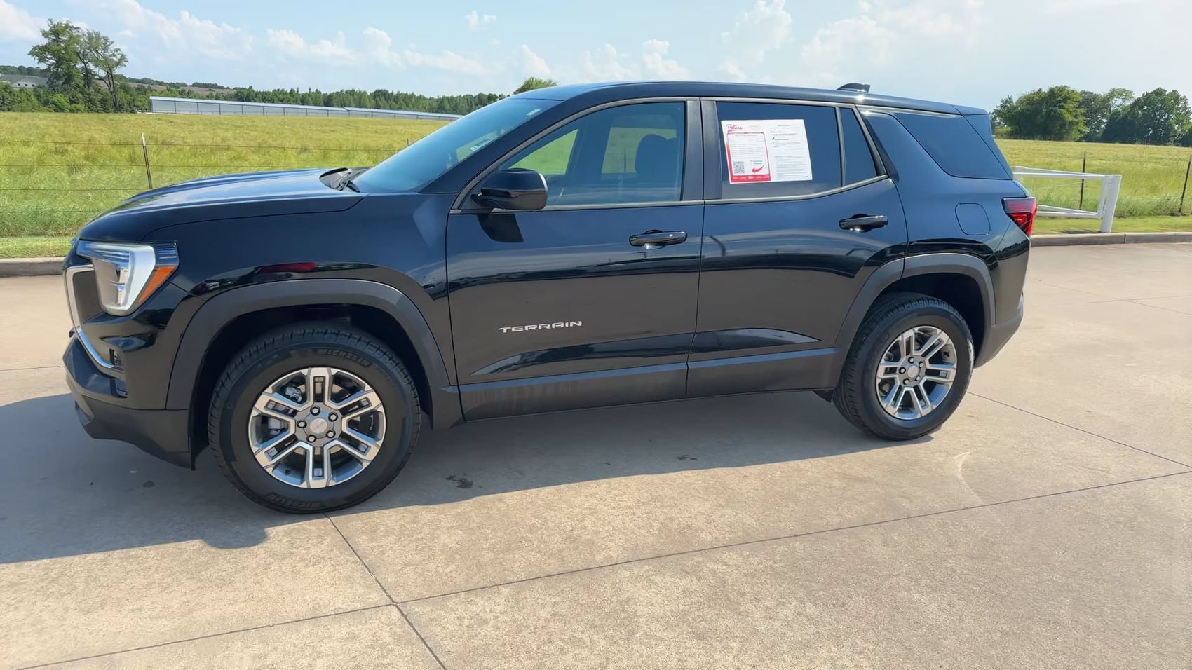 Used 2026 GMC Terrain Elevation FWD image 5