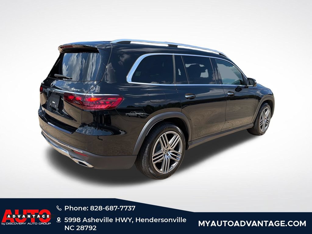 Used 2025 Mercedes-Benz GLS 450 4MATIC image 3