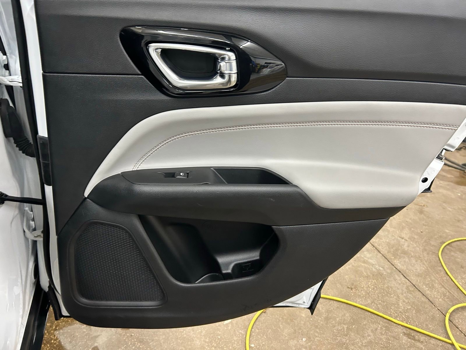 Certified 2022 Jeep Compass Limited image 29