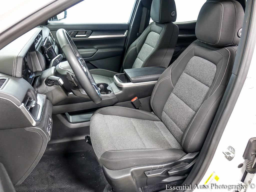 Used 2025 GMC Terrain Elevation AWD/4WD image 9