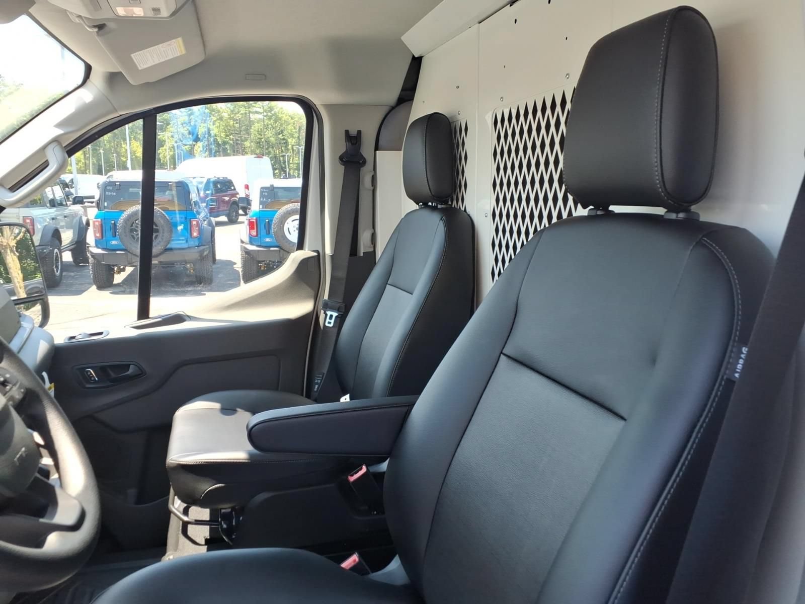 New 2026 Ford Transit 150 Low Roof w/ Load Area Protection Package RWD image 13