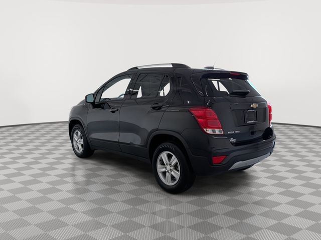 Certified 2022 Chevrolet Trax LT w/ LT Convenience Package image 8