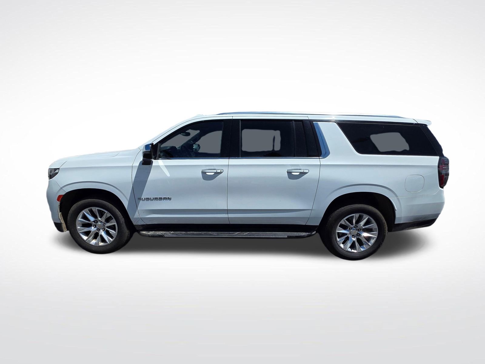 Used 2024 Chevrolet Suburban Premier AWD/4WD image 8