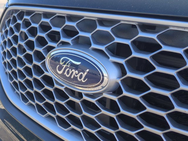 Used 2024 Ford Edge SEL w/ Convenience Package AWD/4WD image 9
