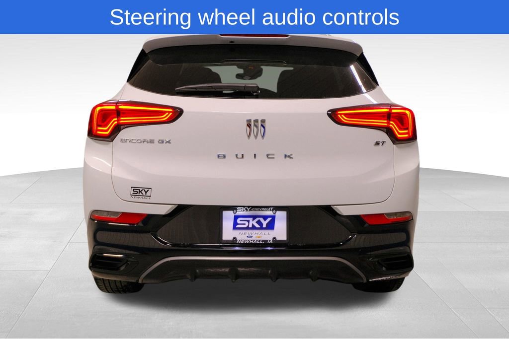 Used 2024 Buick Encore GX Sport Touring image 6