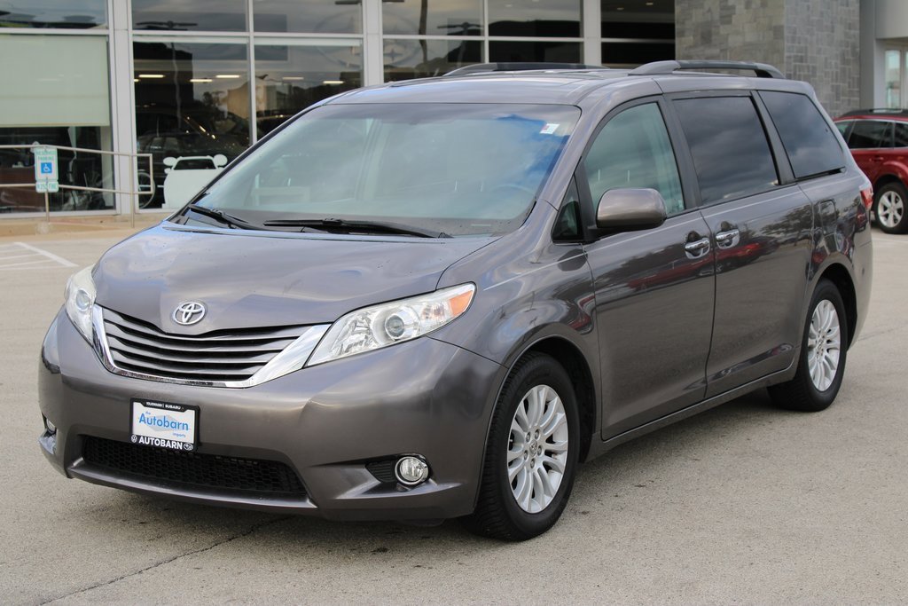 Used 2015 Toyota Sienna XLE