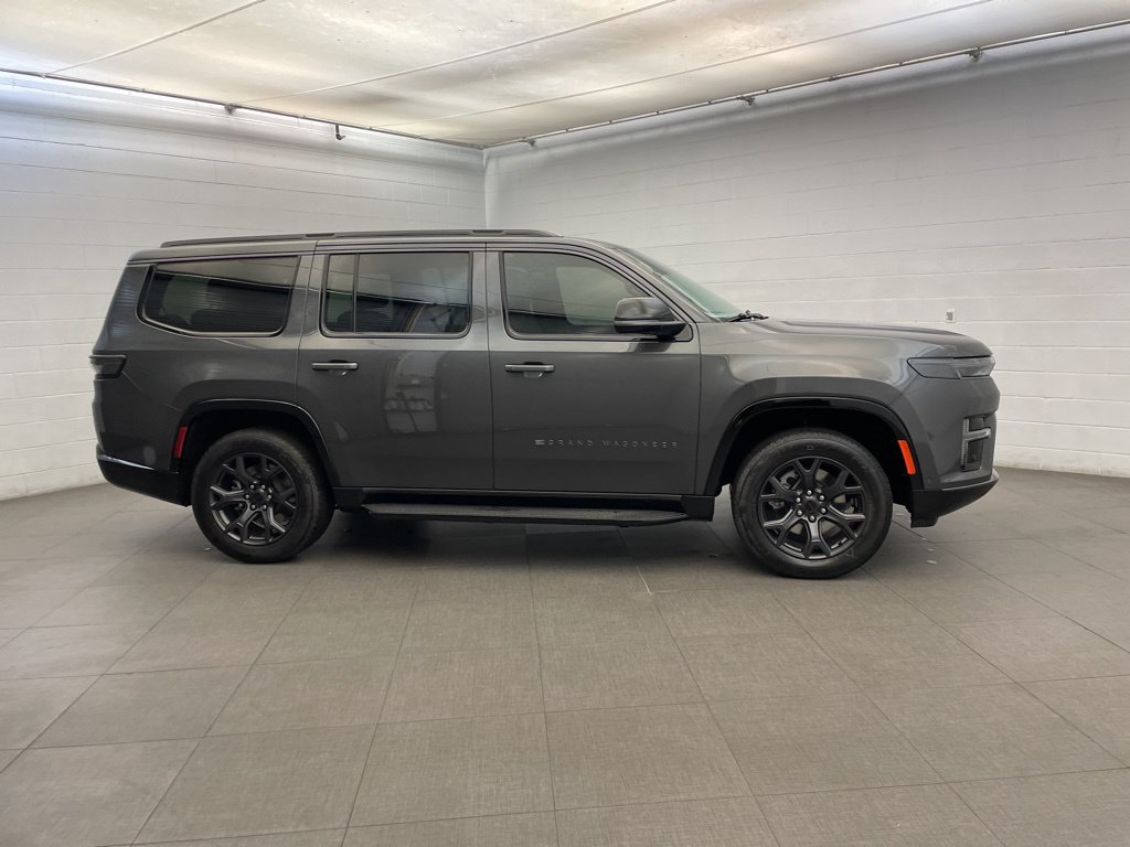 New 2026 Jeep Grand Wagoneer Limited AWD/4WD image 2