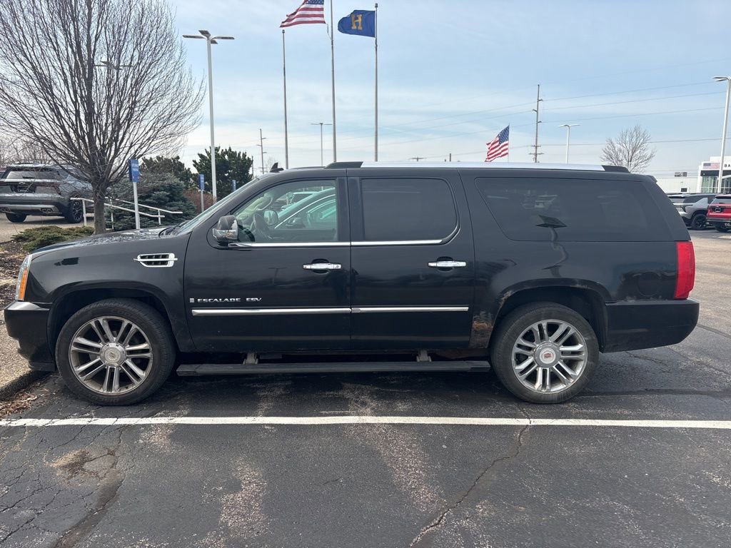 Used 2009 Cadillac Escalade ESV AWD image 5