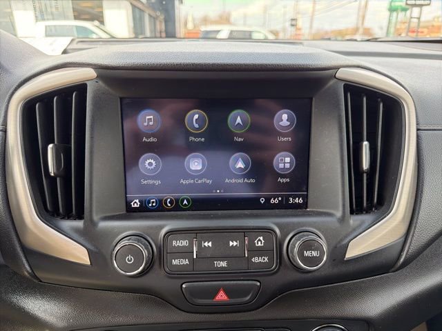 Used 2018 GMC Terrain Denali w/ Advanced Safety Package image 21