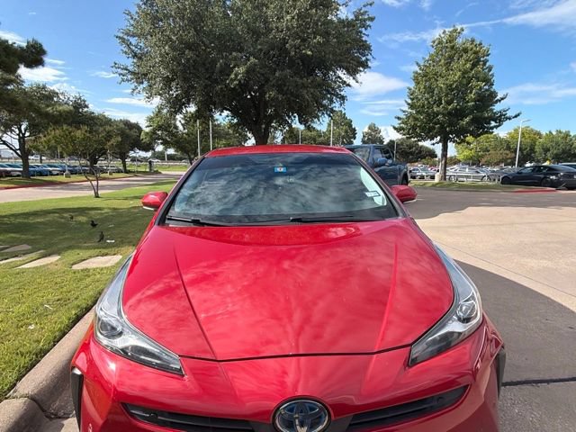 Used 2020 Toyota Prius LE FWD image 5