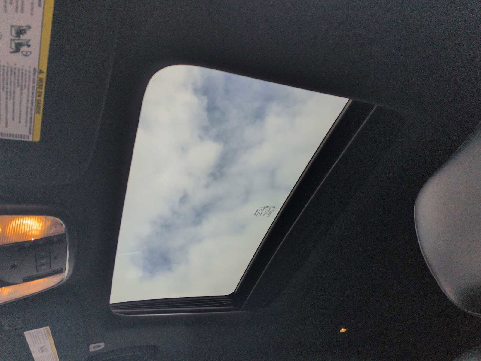 Used 2018 Jeep Grand Cherokee Limited image 17