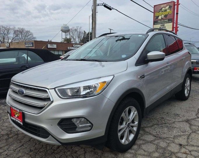 Used 2018 Ford Escape SE w/ SE Sync 3 Package