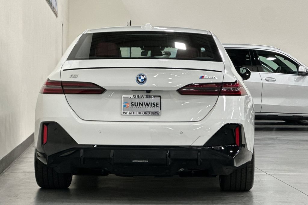 Used 2025 BMW i5 M60 w/ Premium Package AWD/4WD image 5