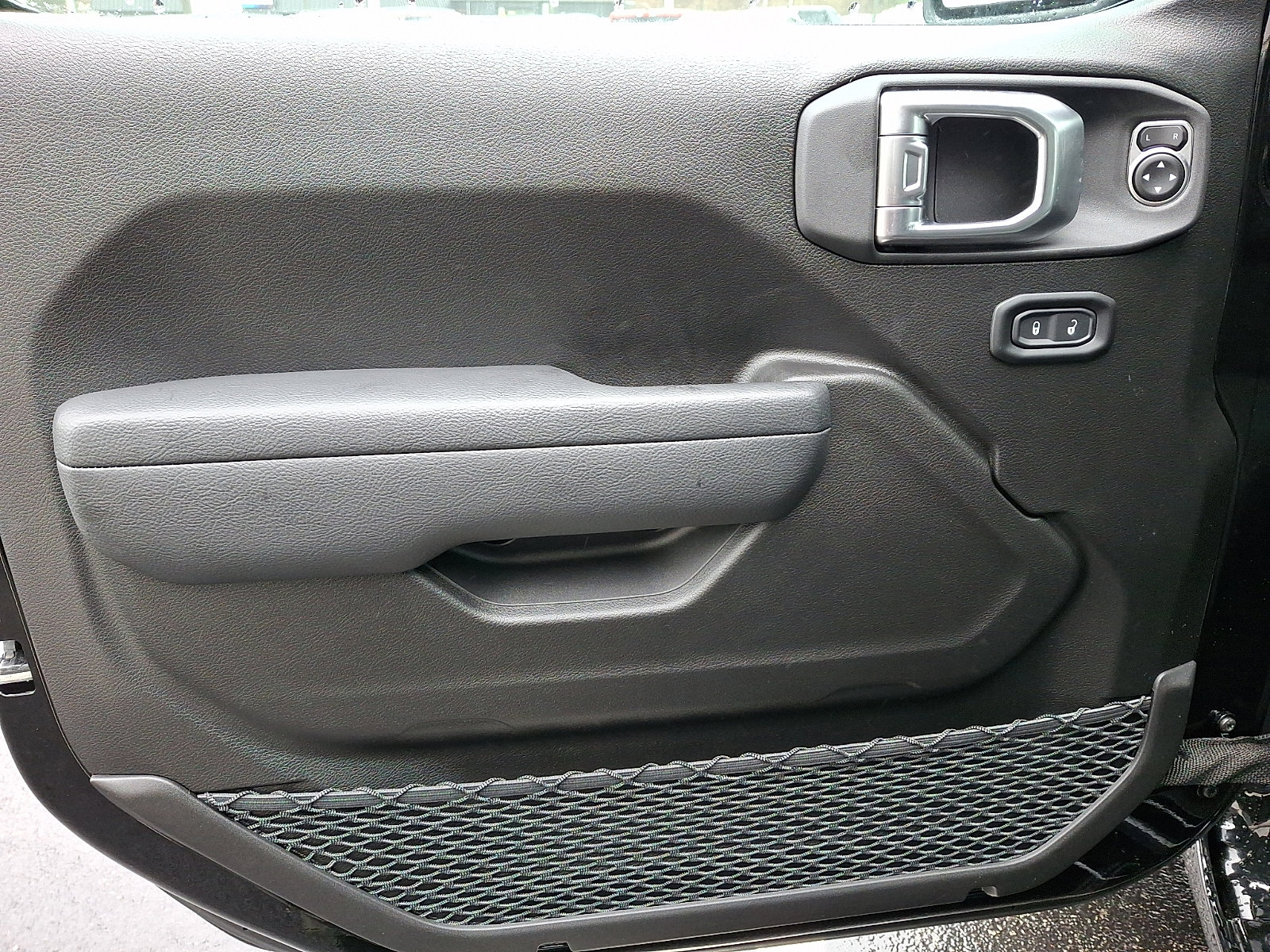 New 2026 Jeep Wrangler Sport S image 8