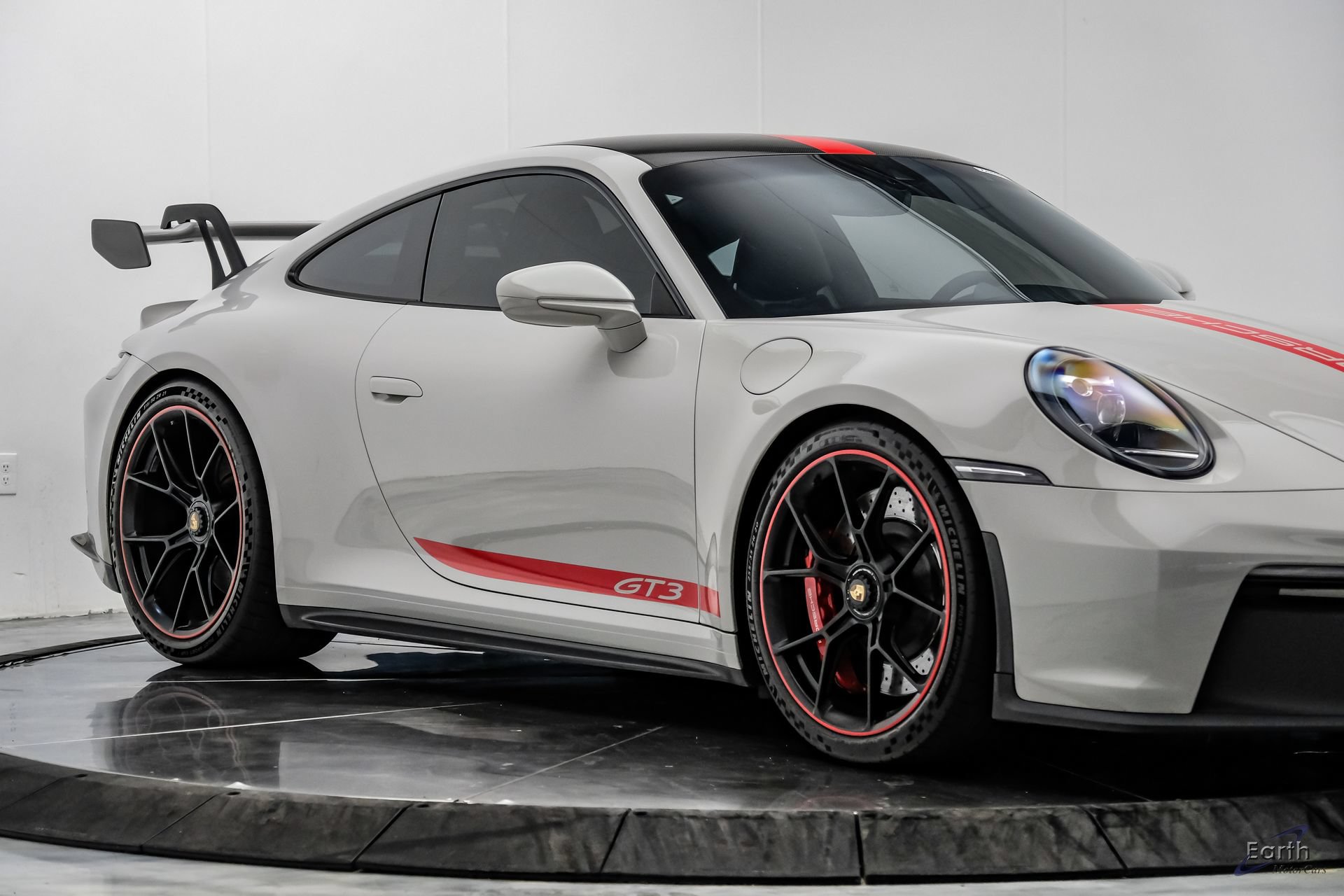 Used 2022 Porsche 911 GT3 RWD image 33