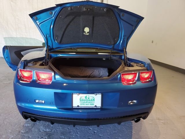 Used 2010 Chevrolet Camaro LT w/ Silver Stripe Package RWD image 6